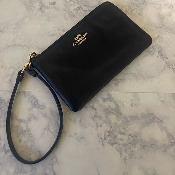 🔥CYBER MONDAY🔥✨Coach✨ Navy Wristlet